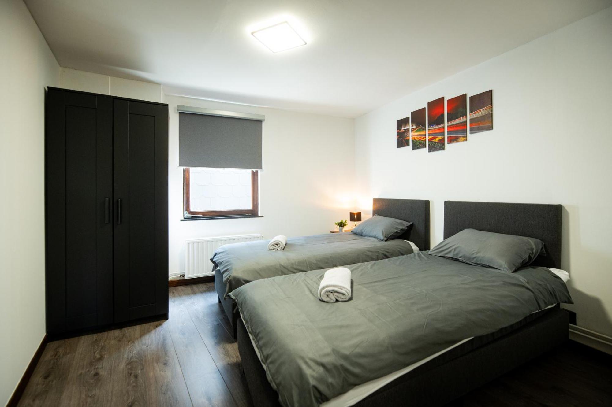L'Endroit By La Reine City Center Spa Dış mekan fotoğraf